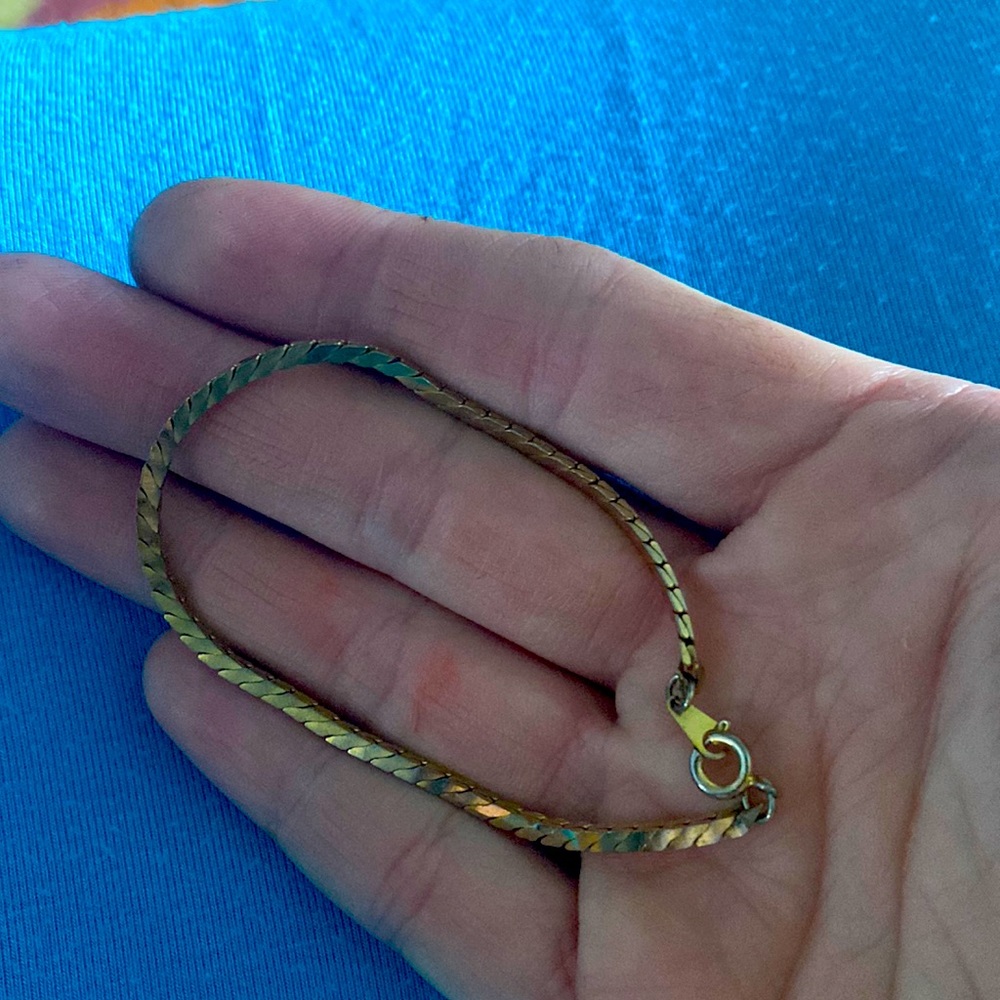 Womans gold bracelet
